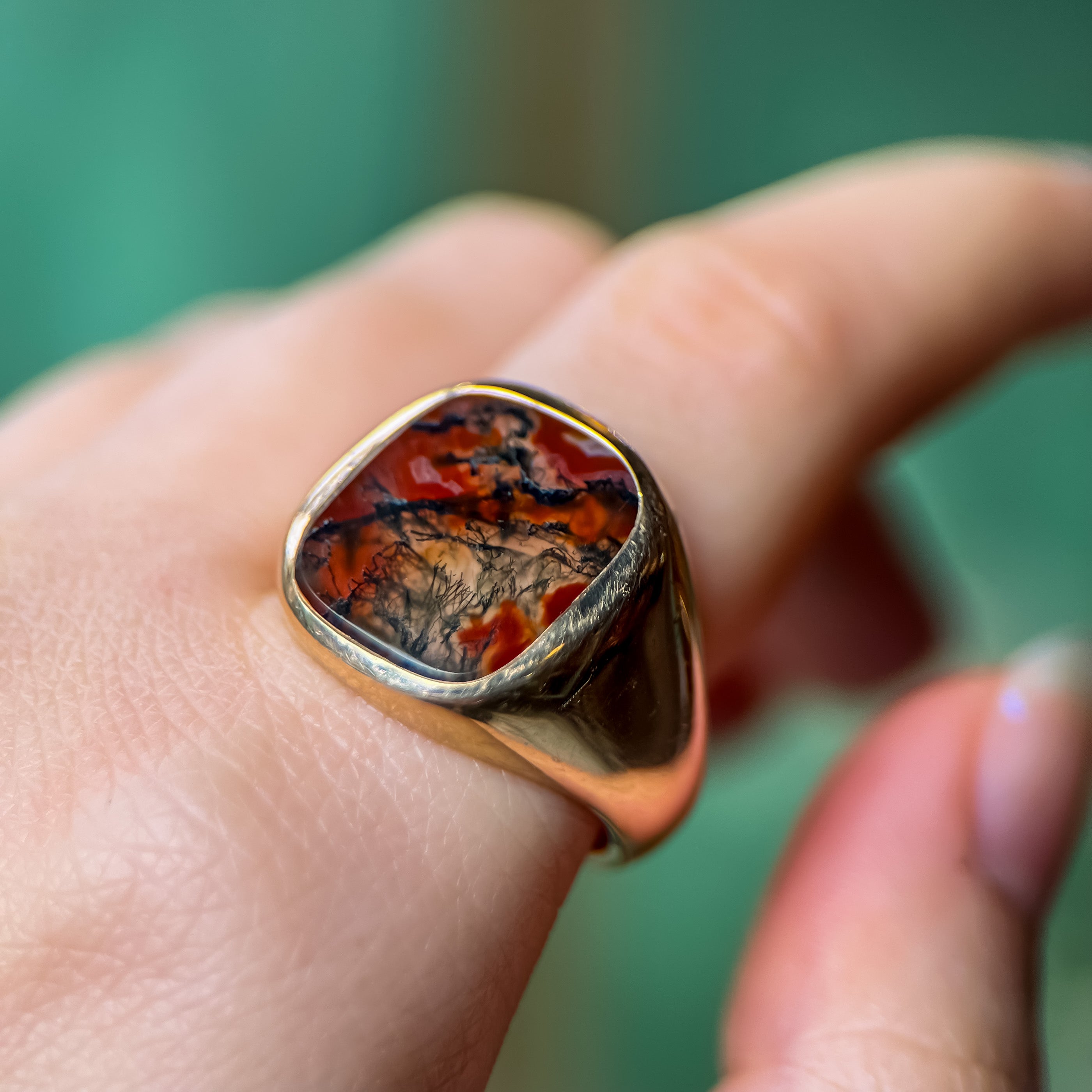 Church & Co. Victorian Agate Signet Yellow Gold Ring